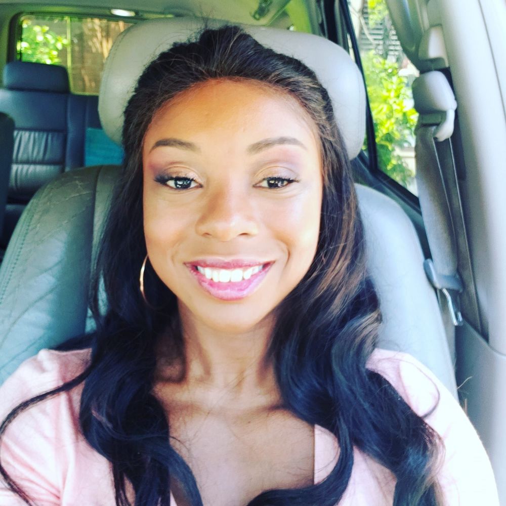 Meet your Posher, Latisha
